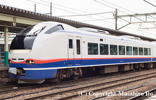 クハE653-1101