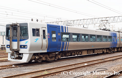 8203（JR四国）