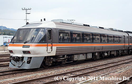 キハ85-10