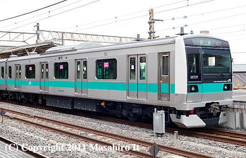 クハE232-2009