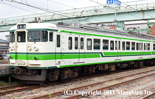 クモハ114-502