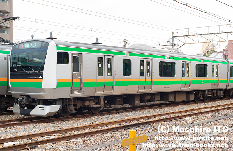 クハE232-3029