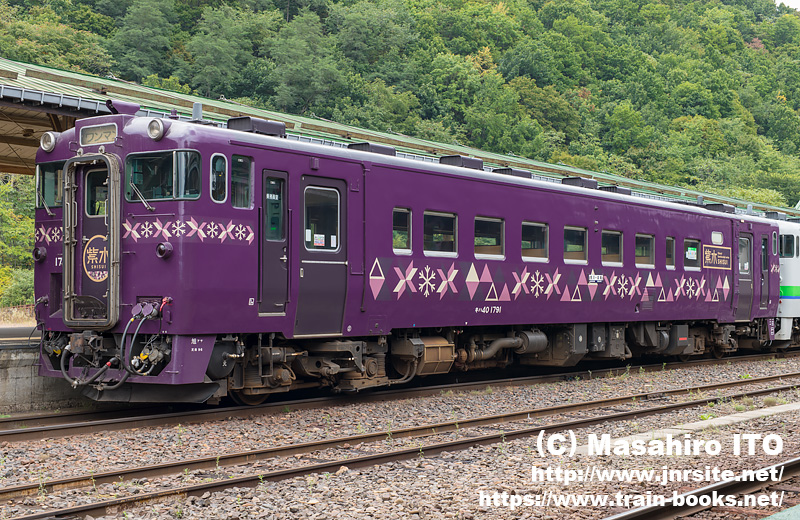 山紫水明”シリーズの“紫水”に改装された旭川運転所の キハ40 1791 