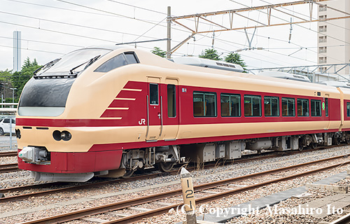 クロE652-1008