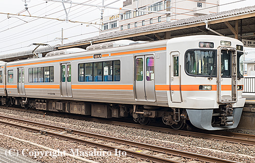 クモハ313-1106