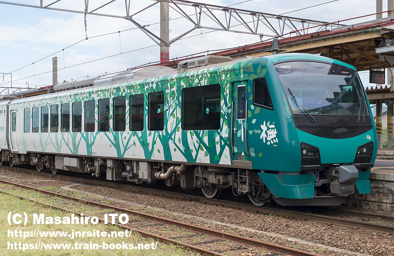 鉄道１２ バラ売り可能一枚３８０円日本 鉄道写真 5000系車両を KUZUHA MALL の SANZEN HIROBA に復刻展示します | NEWSCAST