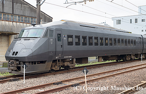 クハ787-6001